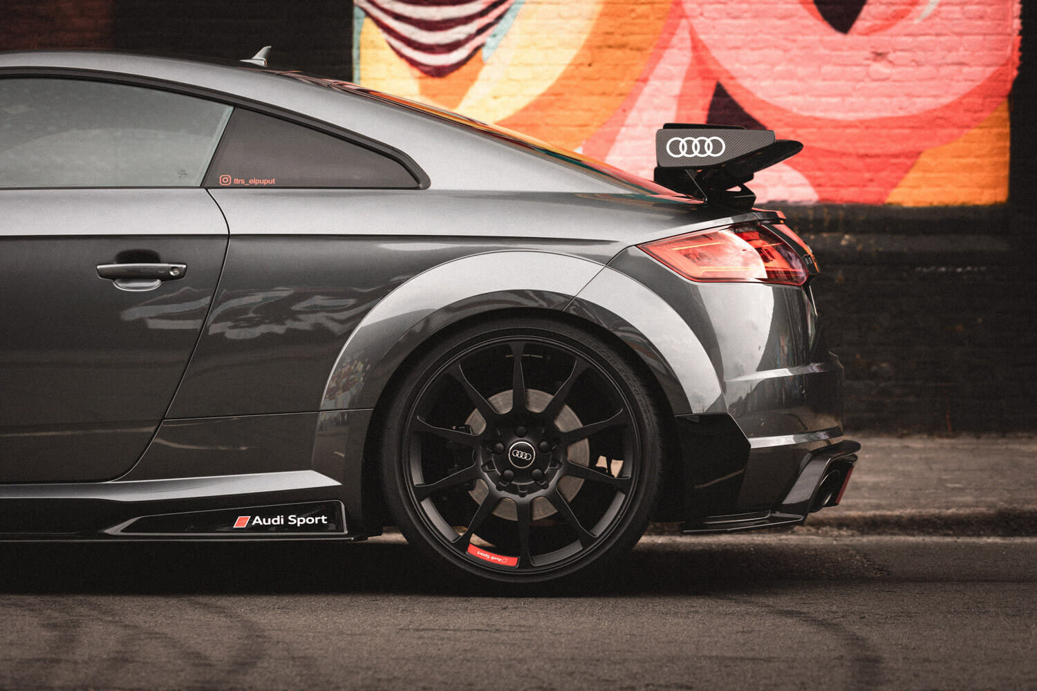 Automotive photography in Belgium by Arno Van de Vyver